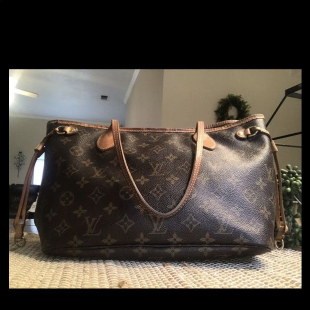 Louis Vuitton Monogram Pm
